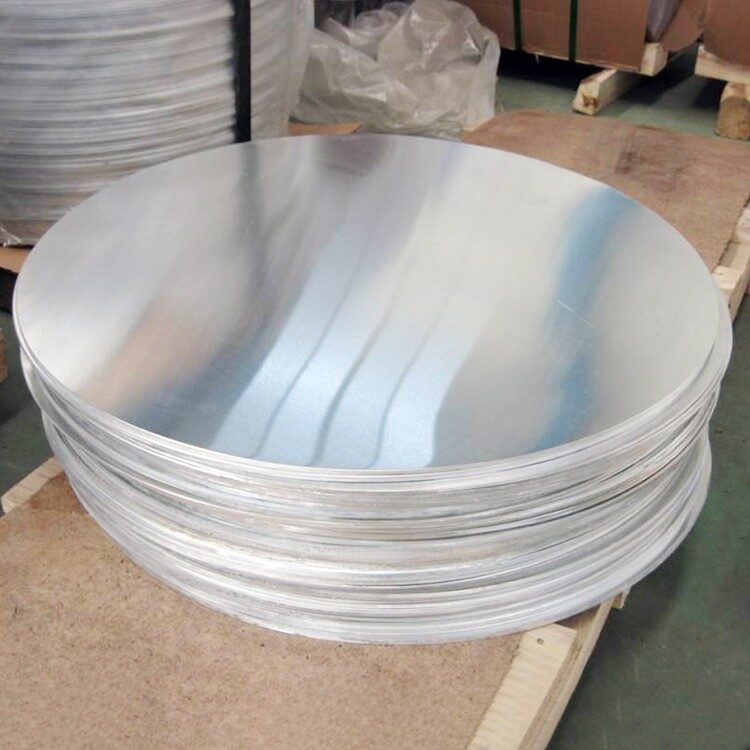 Холодный алюминий купить. Алюминия 6061 лист. Алюминиевый пластина круглая 240мм. Алюминиевая круглая пластина 300 мм. Лист стальной круглый.